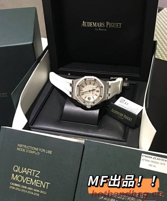 Audemars Piguet Watch APW00011